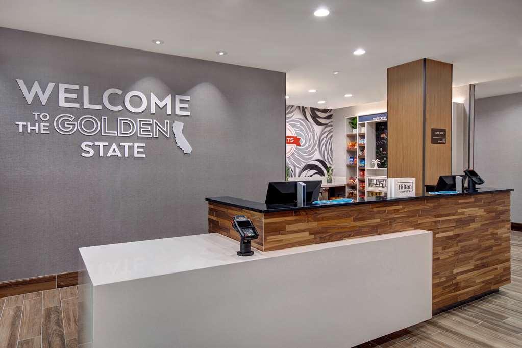 Hampton Inn & Suites Ontario Rancho Cucamonga Bagian luar foto