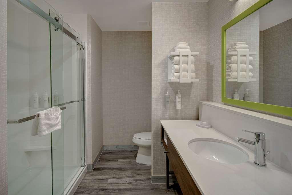 Hampton Inn & Suites Ontario Rancho Cucamonga Bagian luar foto