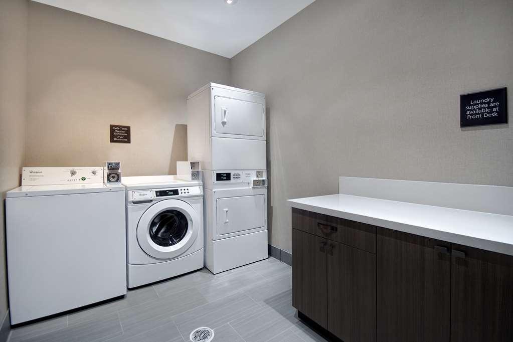 Hampton Inn & Suites Ontario Rancho Cucamonga Fasilitas foto